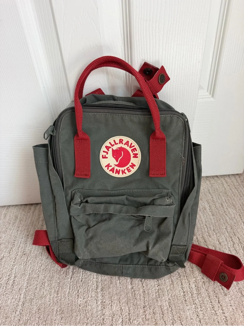 Mini Fjallraven Backpack - Green with Red Handles